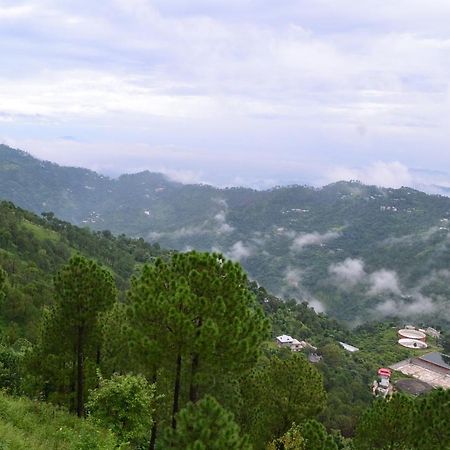 Amravati Resort Solan Exteriér fotografie